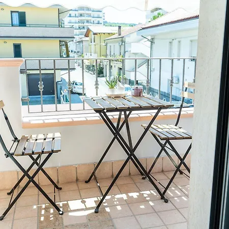 ベッド・アンド・ブレックファスト Baldacci ペスカーラ